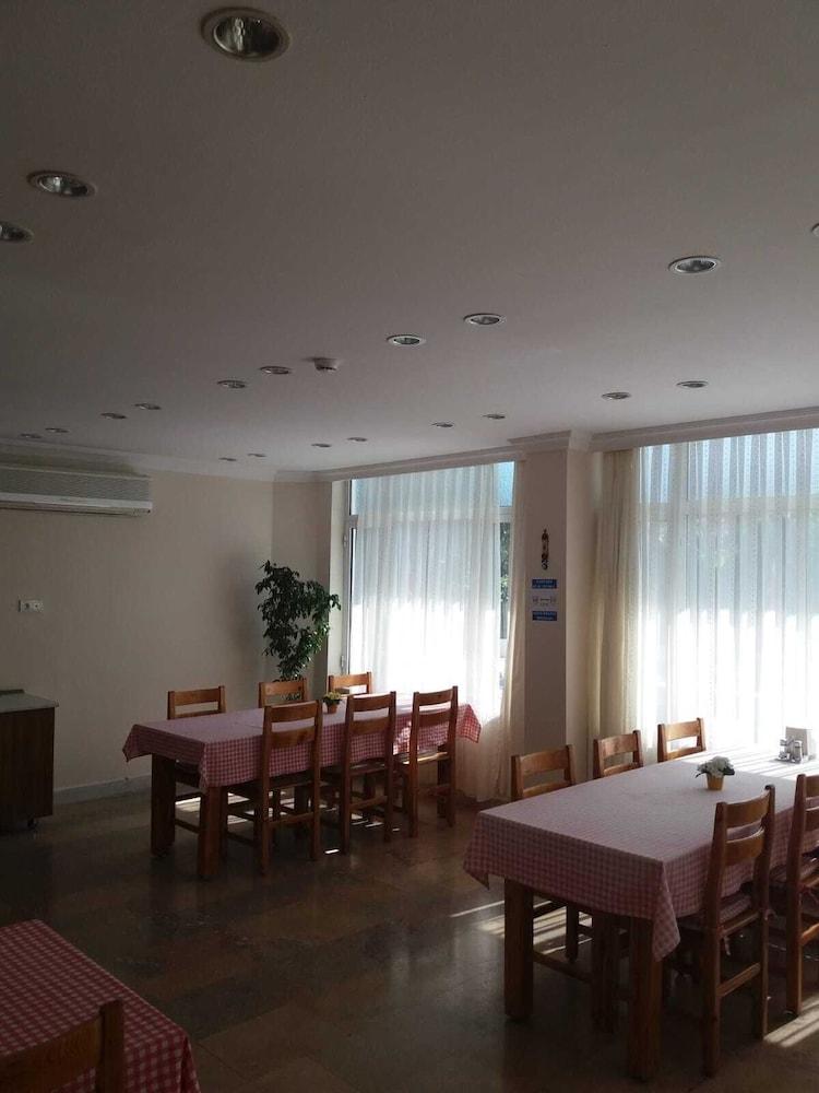 Unver Hotel Marmaris Zewnętrze zdjęcie