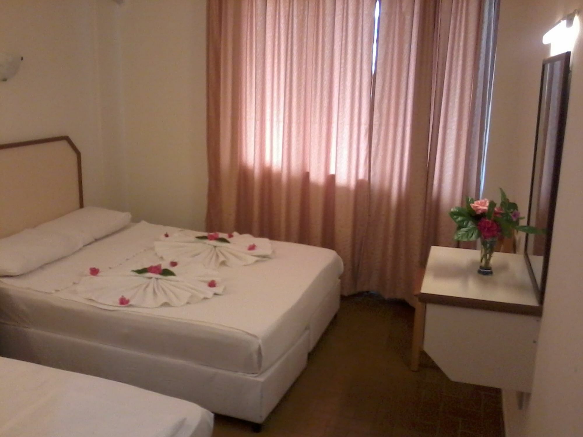 Unver Hotel Marmaris Zewnętrze zdjęcie